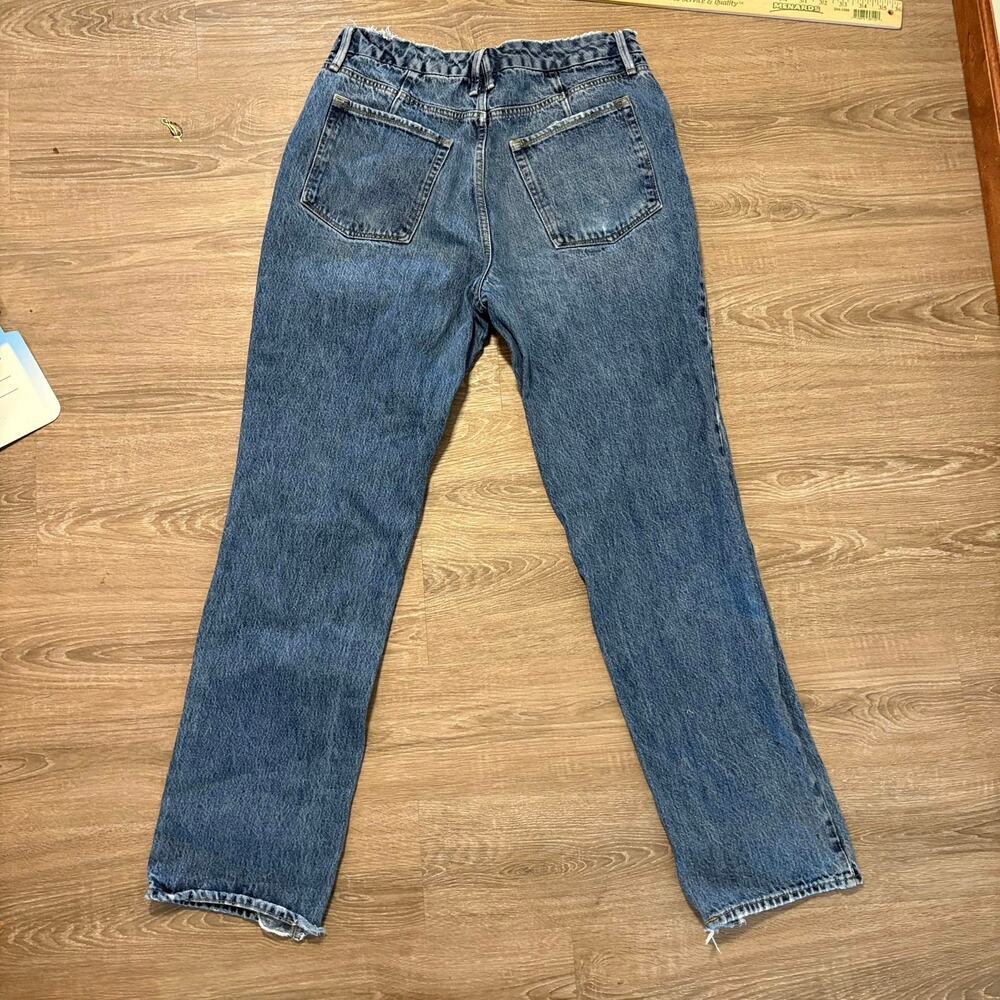 Good American Distressed Straight Leg Jeans Size 14 Frayed Waist Medium Wash​ - Picture 5 of 9